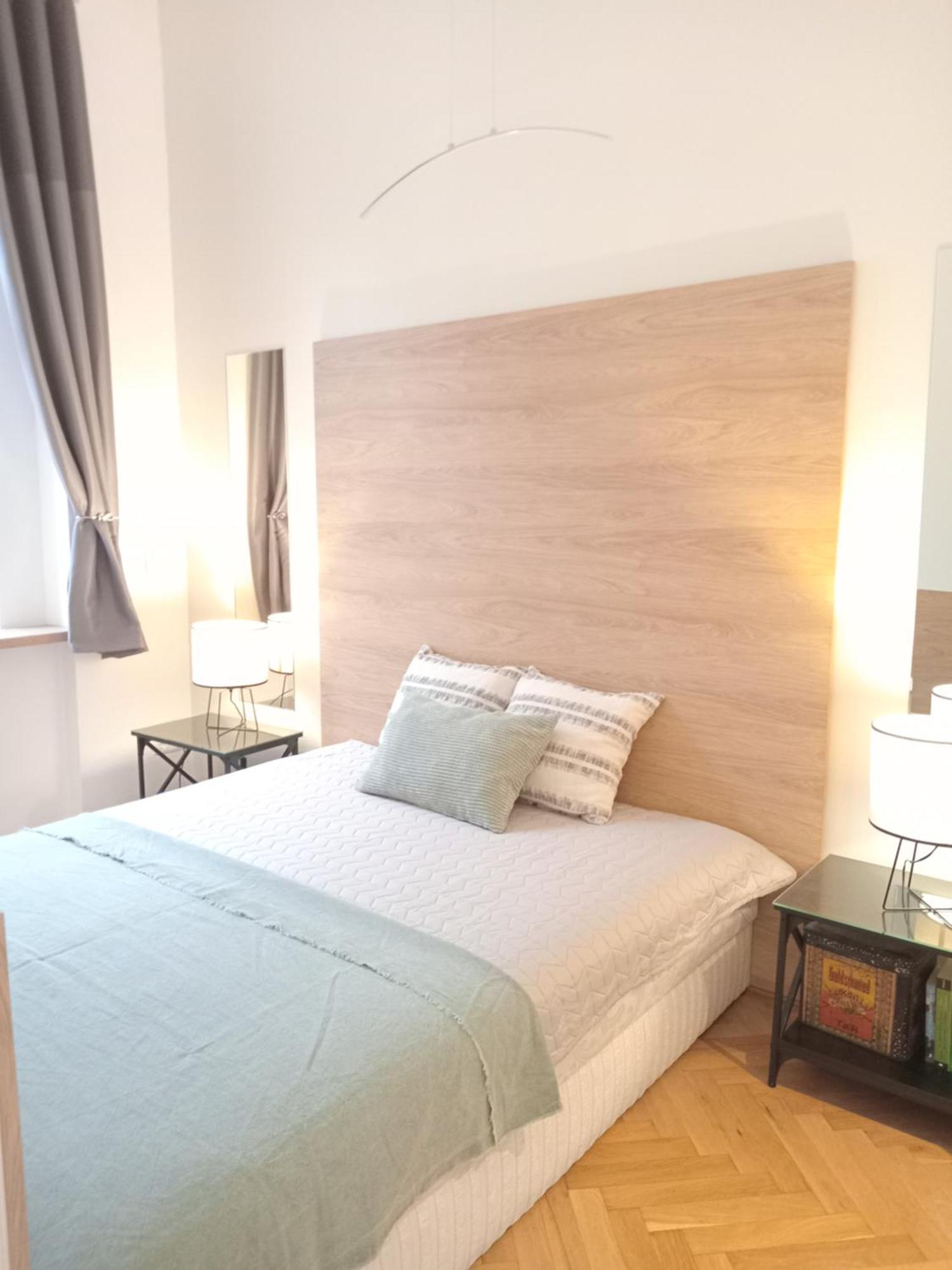 Castlehill1011- Free Parking And Ac By Fishermans Bastion דירה
